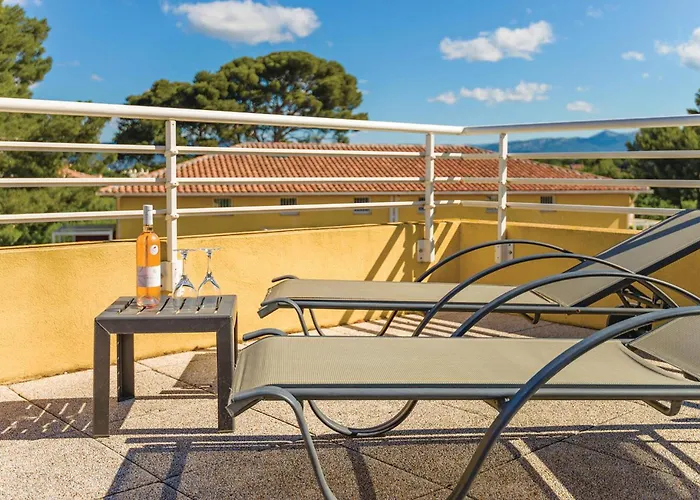 Apartment Les Terrasses Des Embiez Saint Aygulf